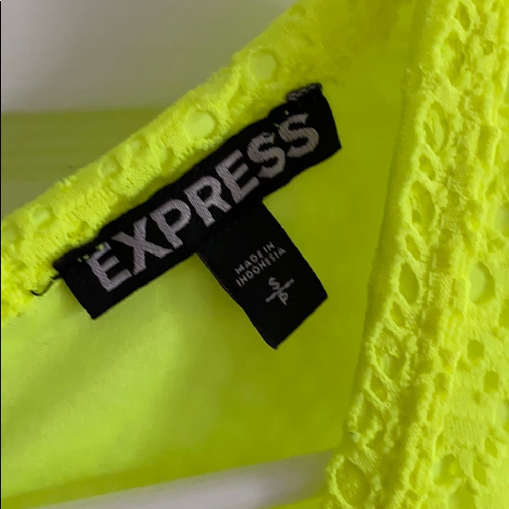 Yellow Express Dress - Picture 5 of 5